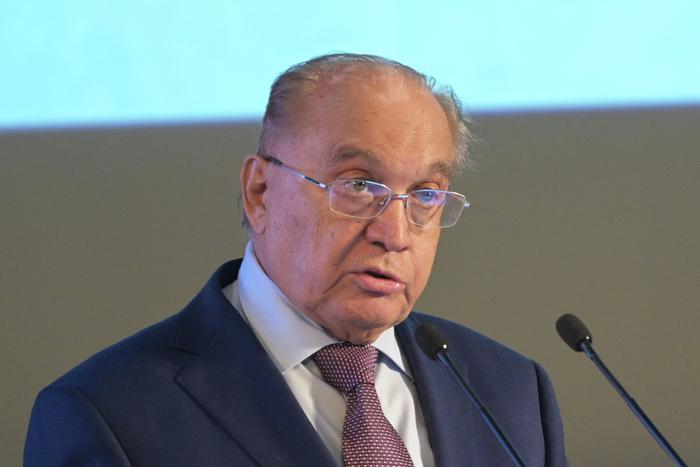 Садовничий поддержал идею отмены ЕГЭ