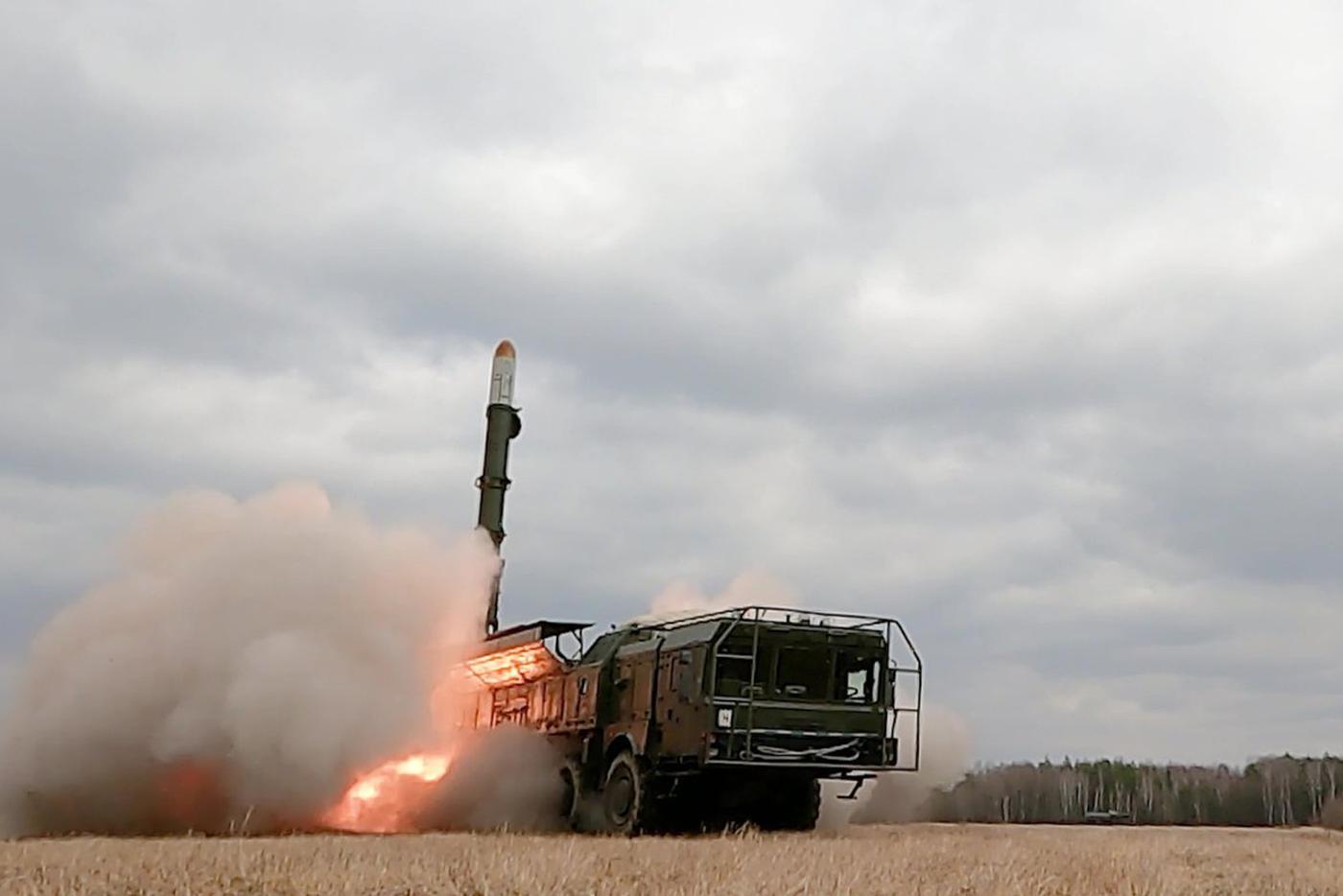 ВС России нанесли удар по стоянкам самолётов и инфраструктуре авиабазы ВСУ
