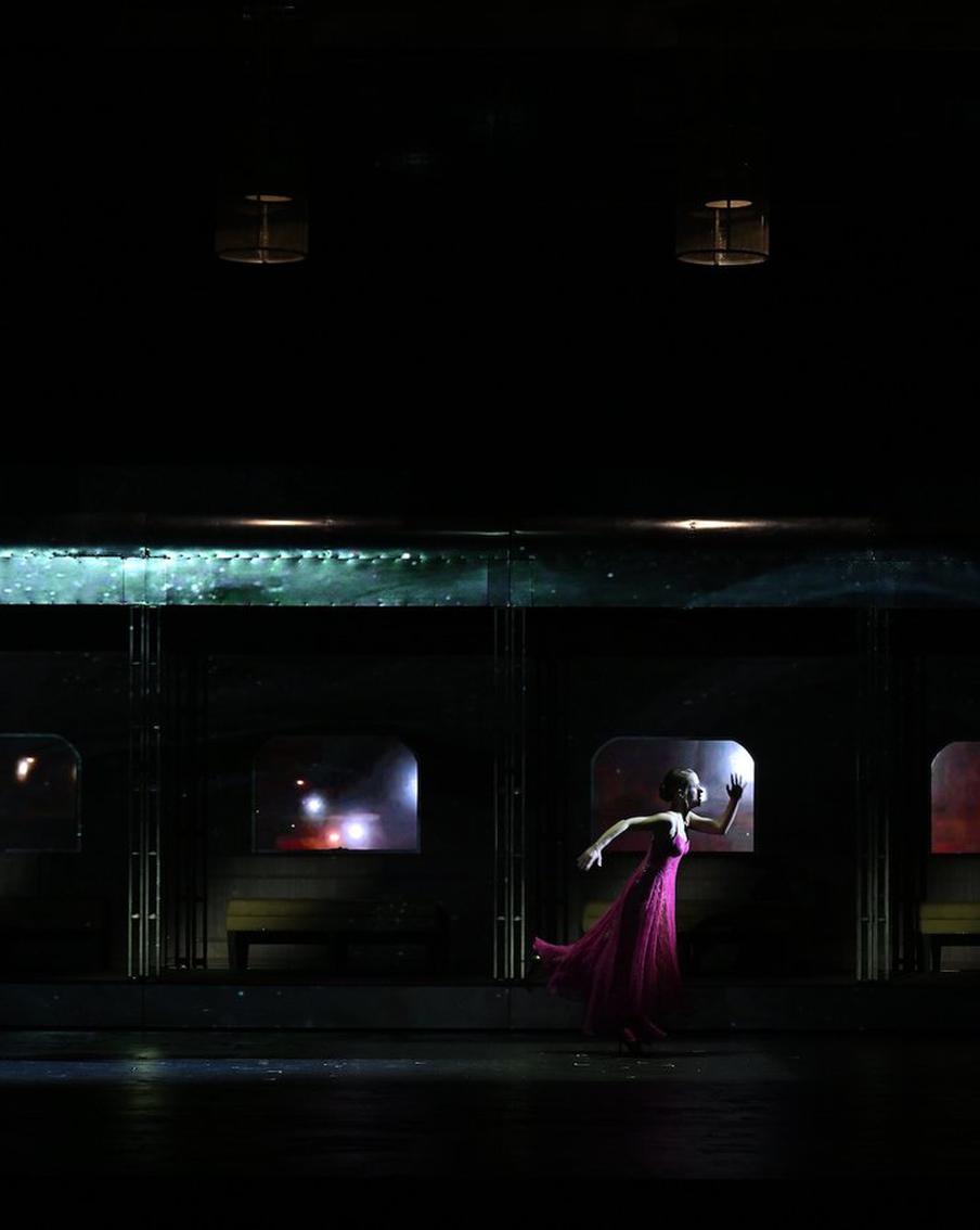 Организаторы фестиваля "Толстой" поместят его героев в поезд для заключённых