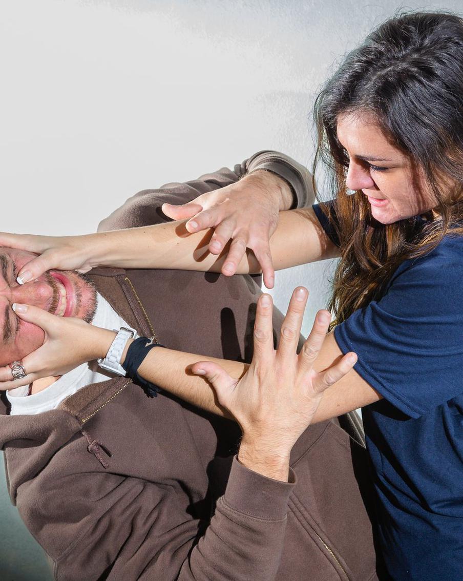 В Думу внесут проект о пределах самообороны при проникновении в жилище