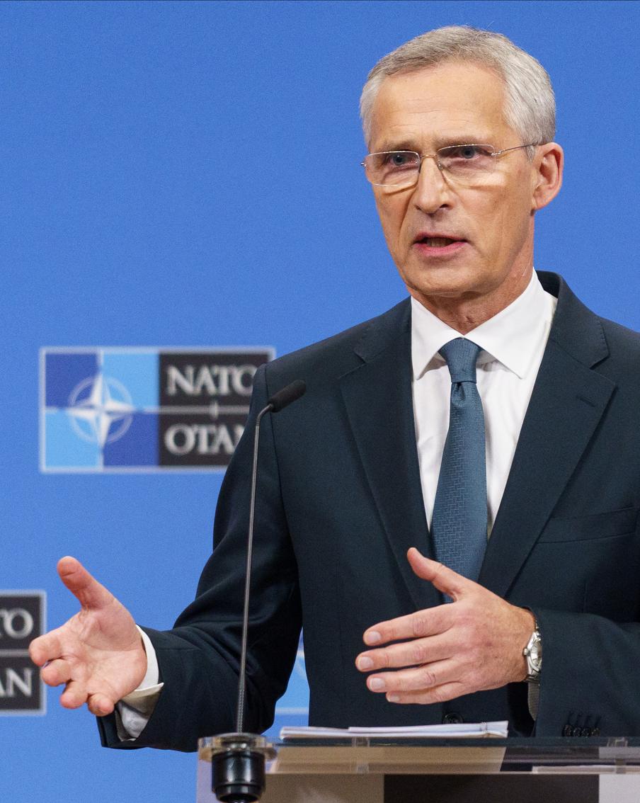 Страны НАТО приступили к консультациям по приведению ядерного оружия в боеготовность