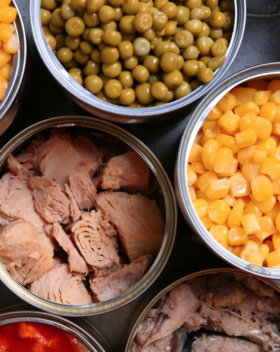 В России произвели новое лекарство от ботулизма. Врач рассказал, как вообще избежать заражения