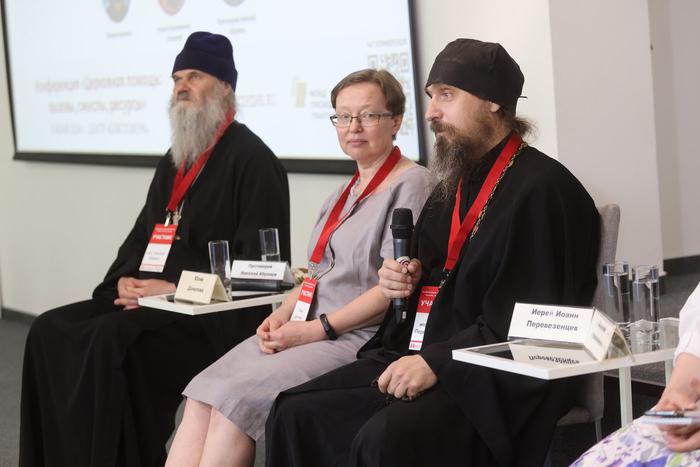 Не боги горшки обжигают: как священники справляются с раздражением на сложных подопечных