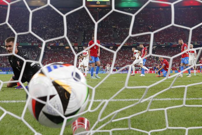 Определились все участники плей-офф чемпионата Европы по футболу