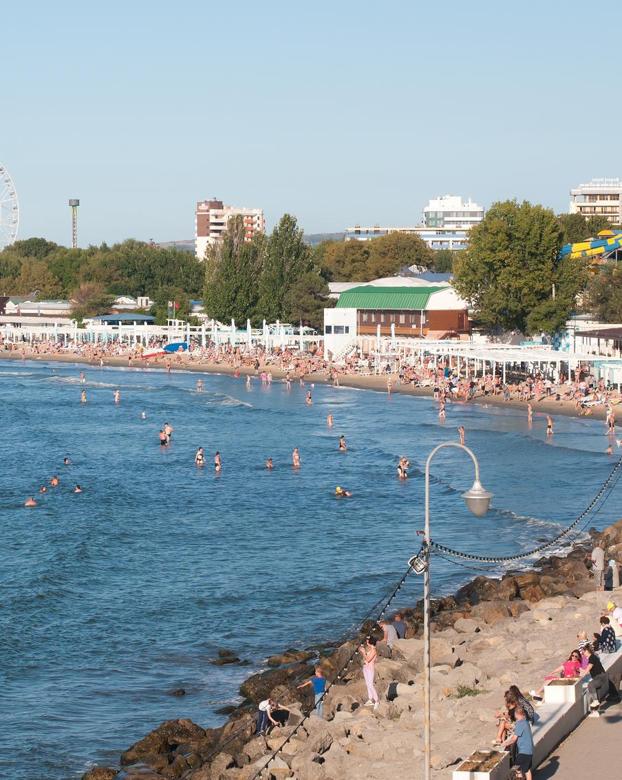 В Анапе экстренно эвакуировали отдыхающих с пляжей из-за угрозы воздушной опасности в городе