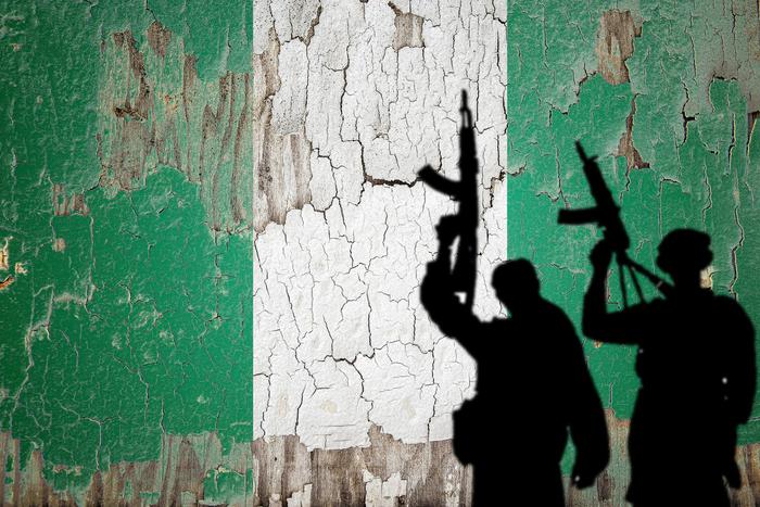 В результате серии взрывов в Нигерии погибли минимум 18 человек