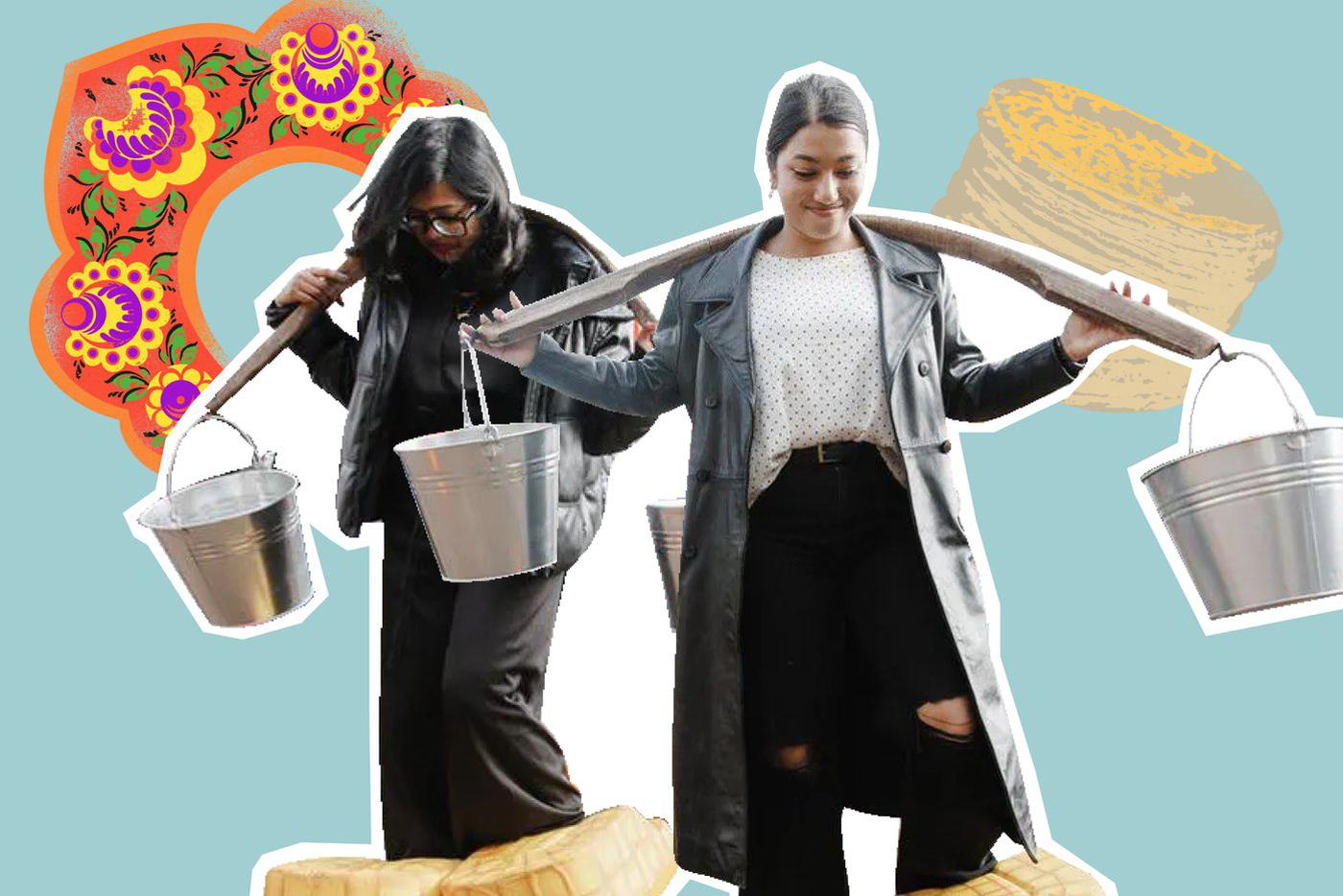 В лаптях с вёдрами и с блинами в варенье: студентки из Бангладеш попробовали Масленицу на вкус