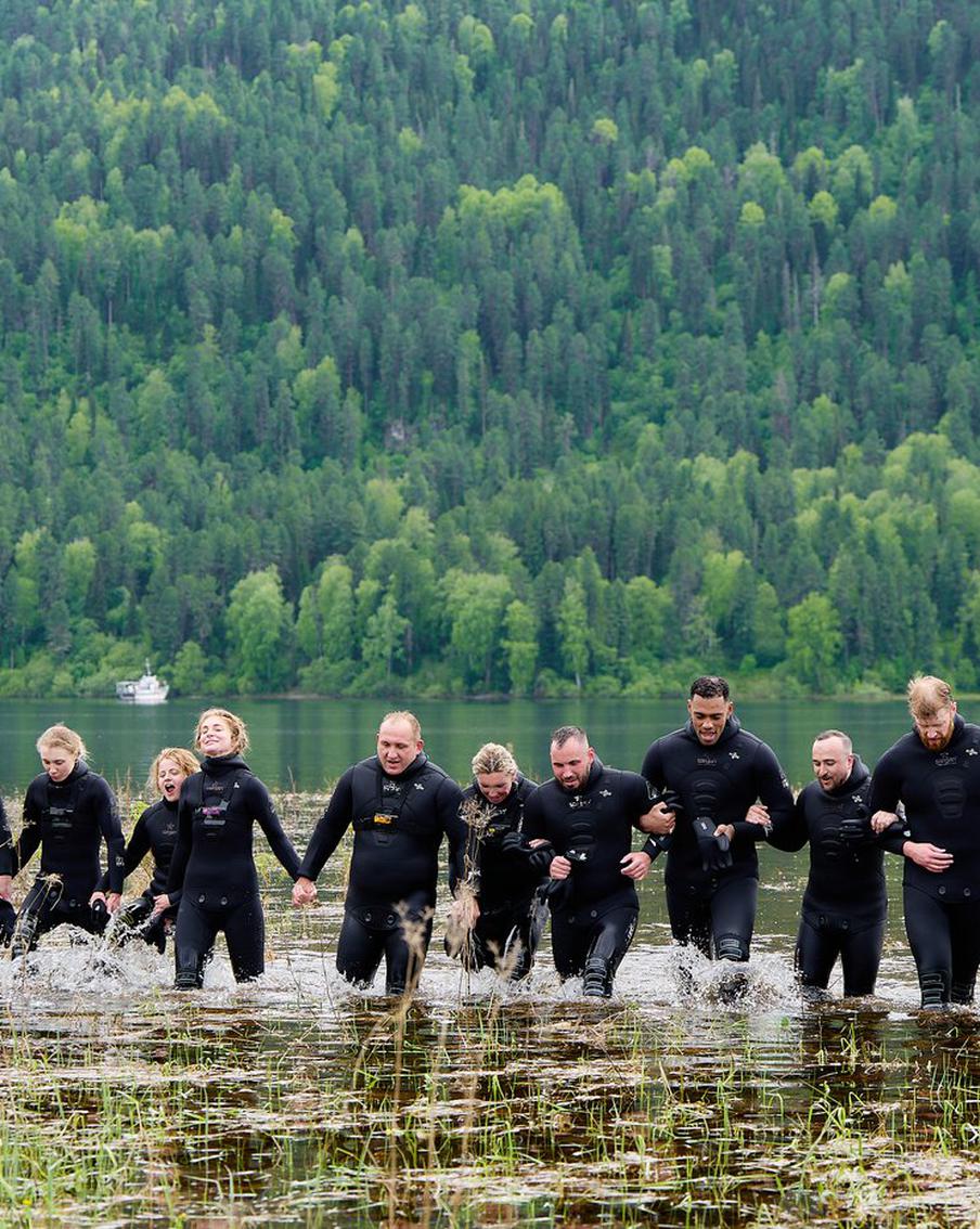 Медведи, грибы и ягоды: обсуждаем реалити "Последний герой. Русский сезон"