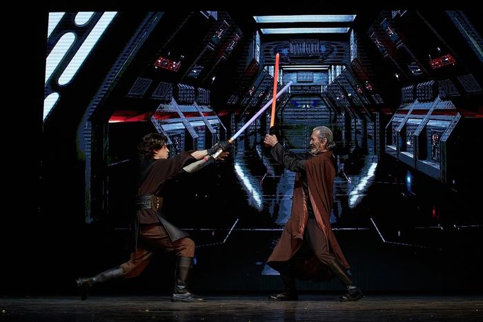 Образ графа Дуку из "Звёздных войн".