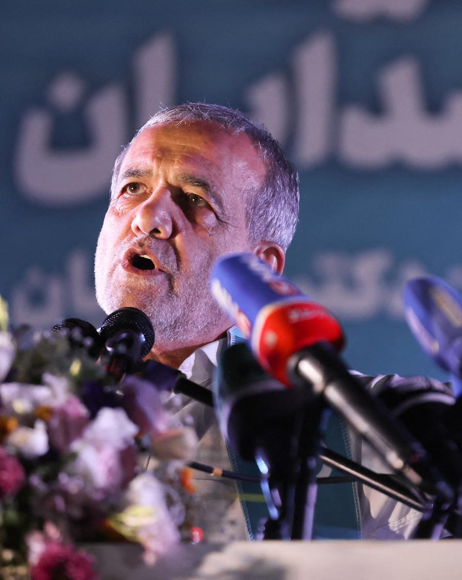 В Иране после подведения итогов второго тура выборов стало известно, кто станет новым президентом страны