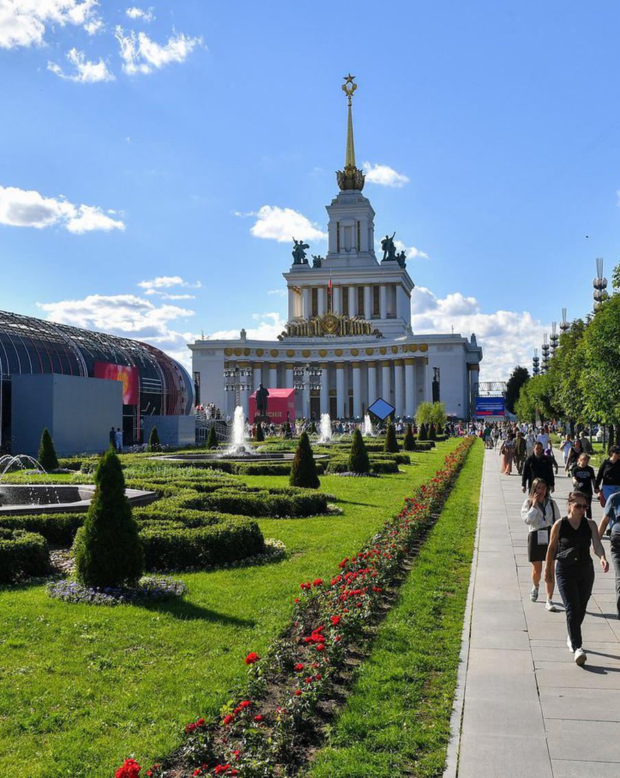 На территории ВДНХ пройдёт фестиваль "Вдохновение", где выступят около 30 российских и зарубежных коллективов
