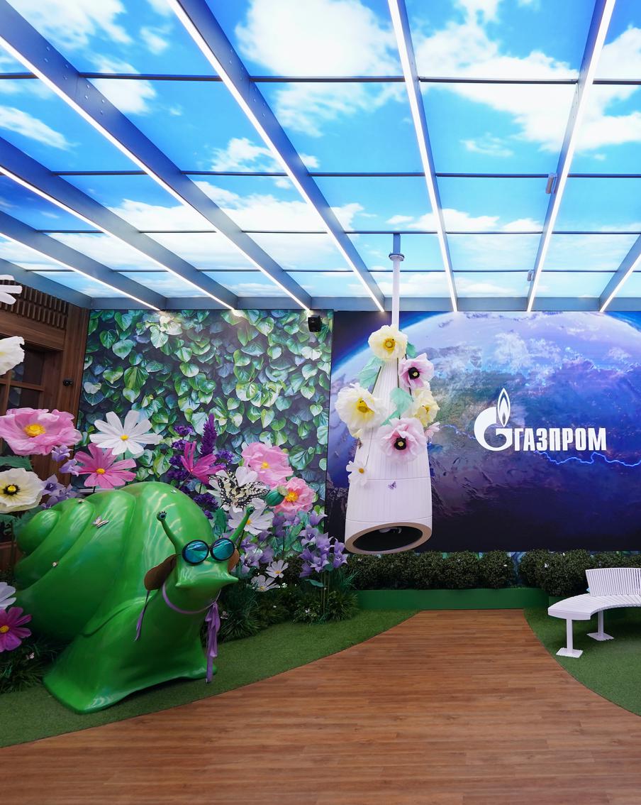 На выставке-форуме "Россия" прошли серии интервью, лекции, мастер-классы и даже караоке-баттл