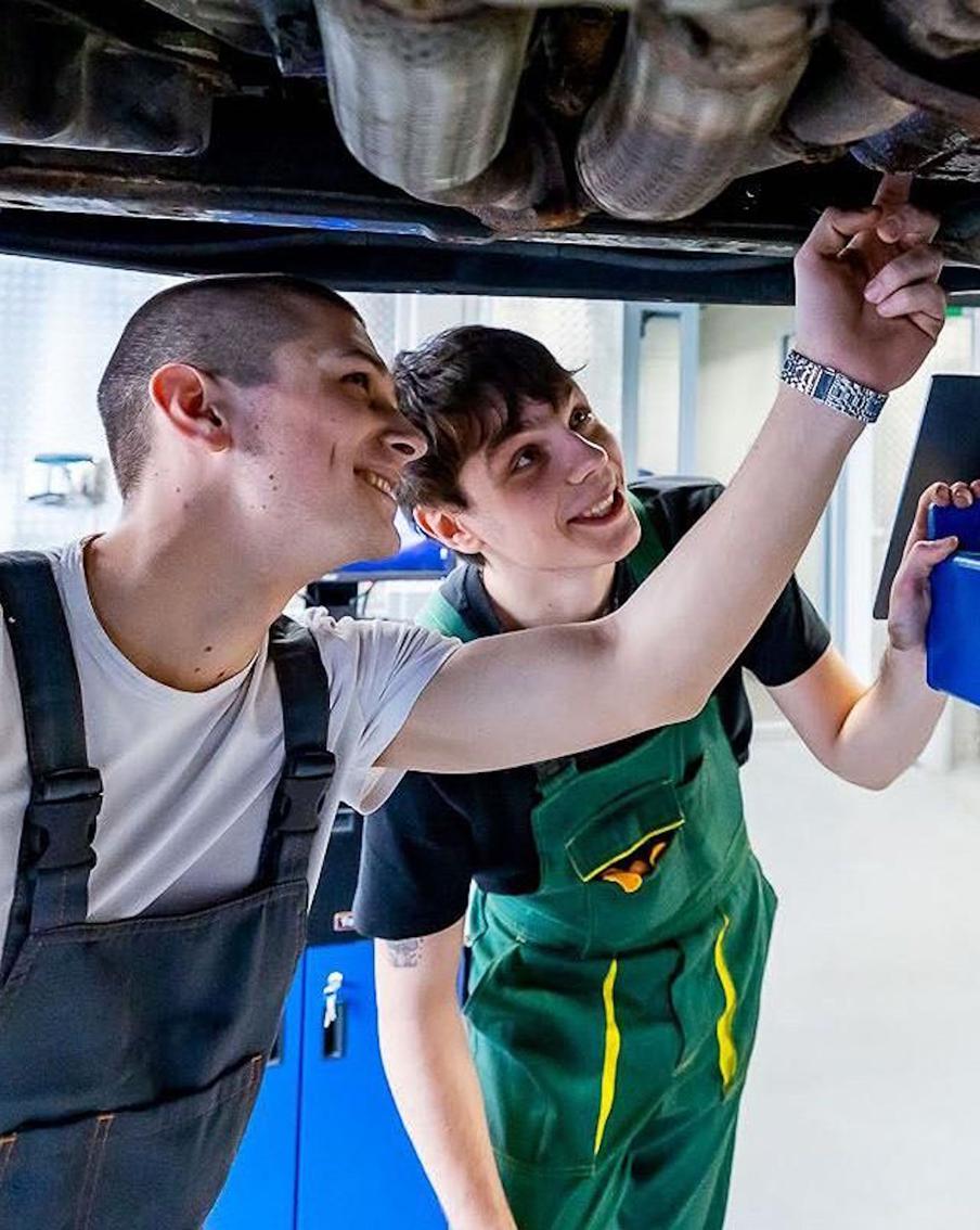 Более 2,7 тыс. человек прошли обучение в "Московской технической школе"