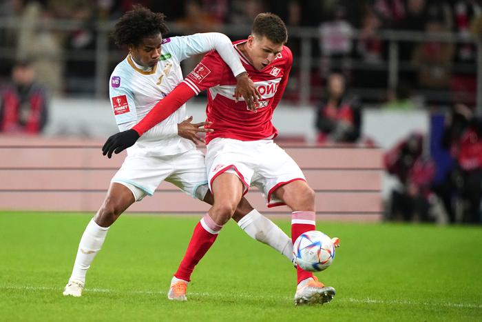 Александр Соболев близок к переходу в "Зенит". Сделка состоится в ближайшее время