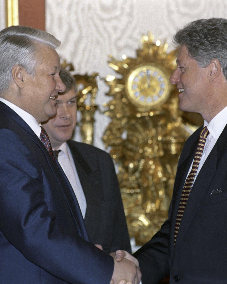 Ельцин предупреждал Клинтона о "большой ошибке" в Европе