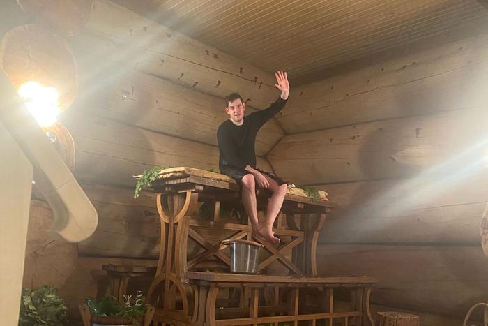 Банщик в Москве зарабатывает до 400 тысяч рублей в месяц