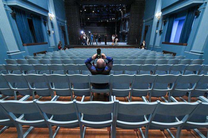 Алексей Фурсин: В Москве работают 67 театров, все они разные, и их вклад в развитие культуры столицы очевиден