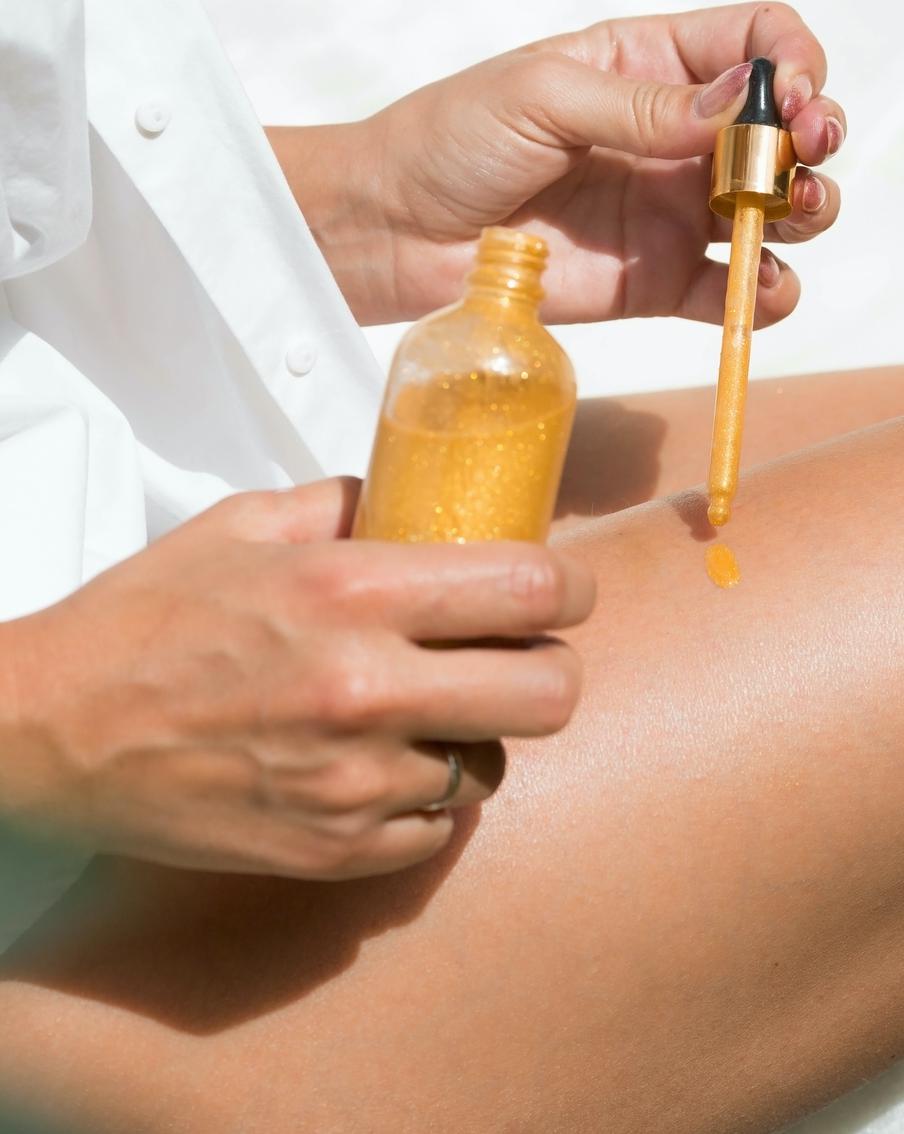 Шик, блеск и красота: средства с шиммером – что нужно о них знать