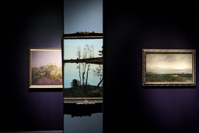 Белогривые лошадки в Манеже: как полюбоваться красотами природы вживую и на холстах в Звенигороде