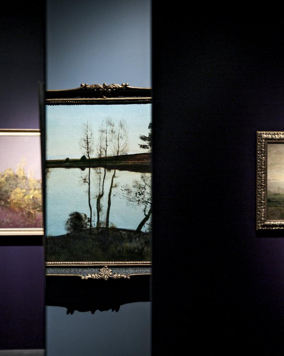 Белогривые лошадки в Манеже: как полюбоваться красотами природы вживую и на холстах в Звенигороде