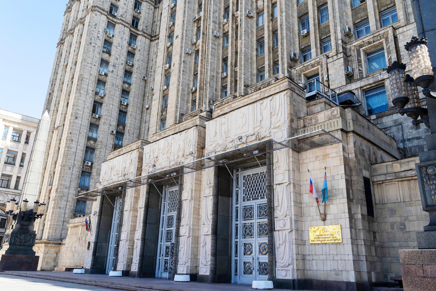 В МИДе заявили о карт-бланше от США Украине на удары по России