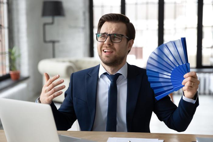 Летом давление словно выходит из-под контроля. Что сделать, чтобы избежать проблем?