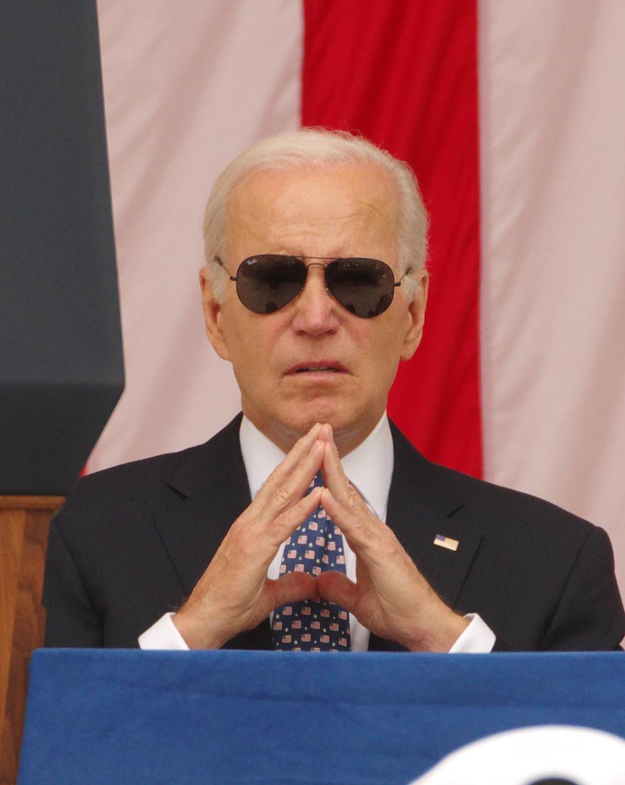 Глава Белого дома Байден заразился коронавирусом