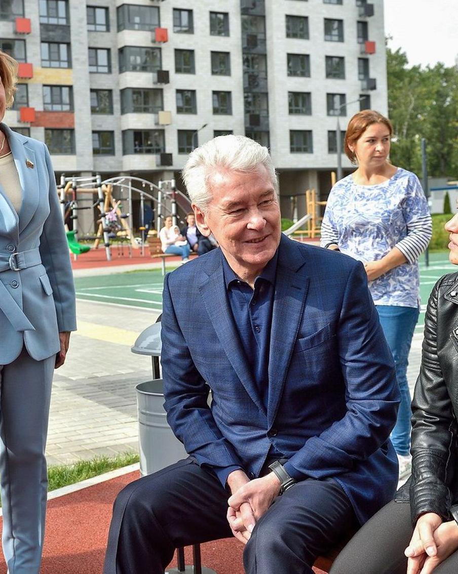 Сергей Собянин рассказал, что по программе реновации создано около 480 детских и 330 спортплощадок