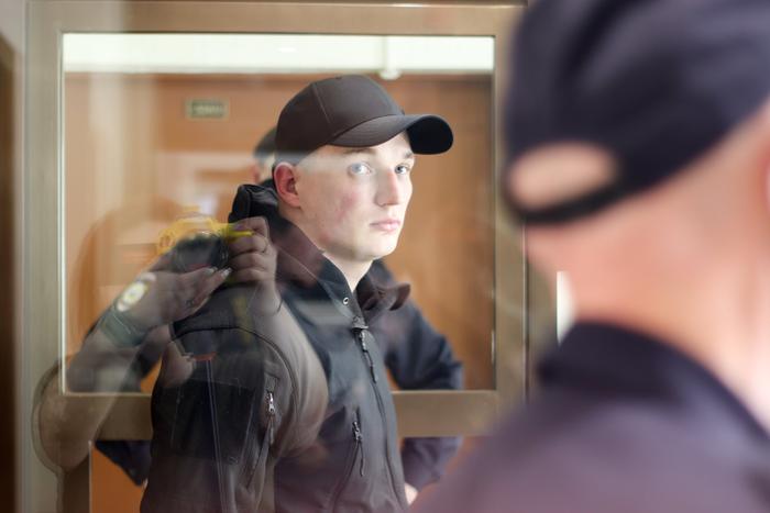 В столице за мелкое хулиганство к административному аресту приговорён известный блогер Эдвард Бил