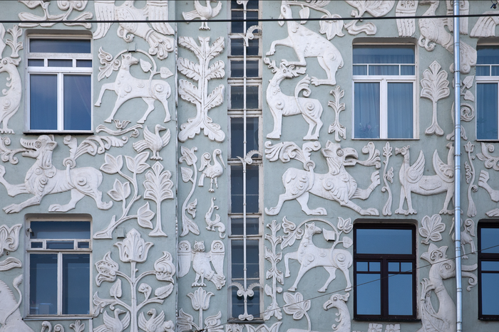 Старинный дом выиграл борьбу с акулами: прошлое и настоящее знаменитого здания на Чистопрудном бульваре