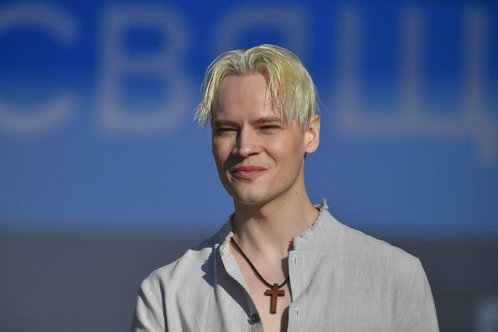 Путин присвоил певцу Shaman звание заслуженного артиста России