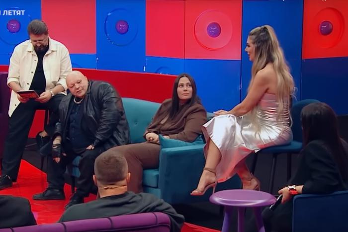 Слюни летят, носы трещат. Вместе со звёздами обсуждаем плюсы и минусы "драк ради славы"