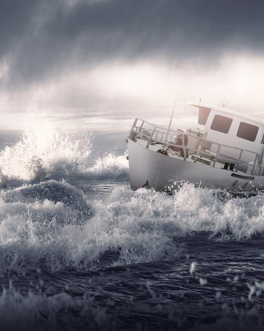 В Атлантике затонуло рыболовецкое судно с россиянами на борту