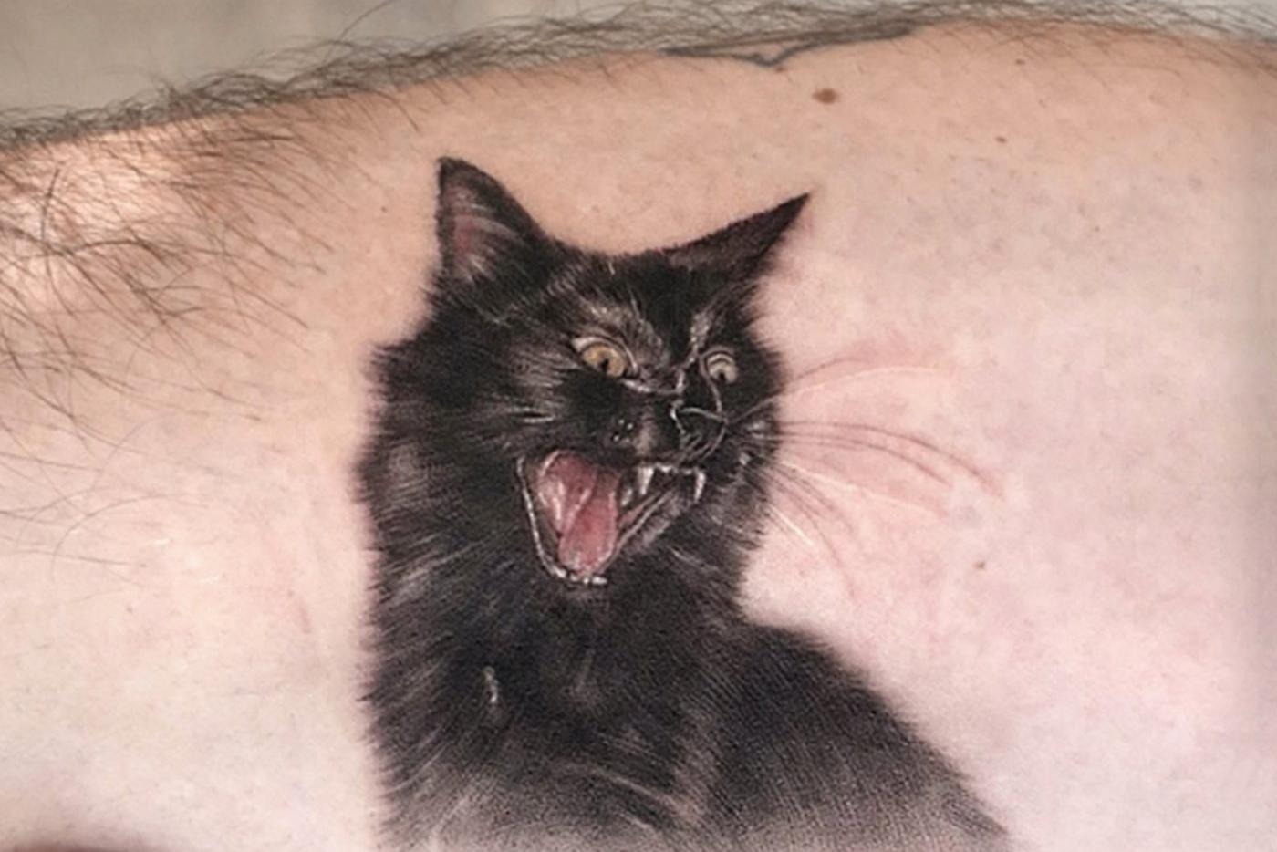 Художница создаёт татуировки, изображающие любимых питомцев её заказчиков