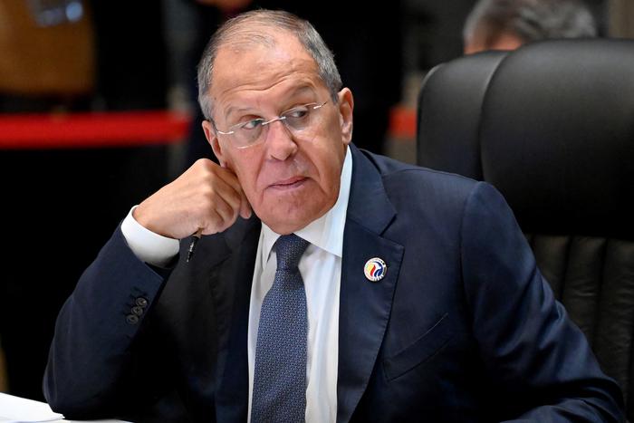 Министр иностранных дел России Сергей Лавров объяснил появление мирных планов по Украине отрезвлением Запада
