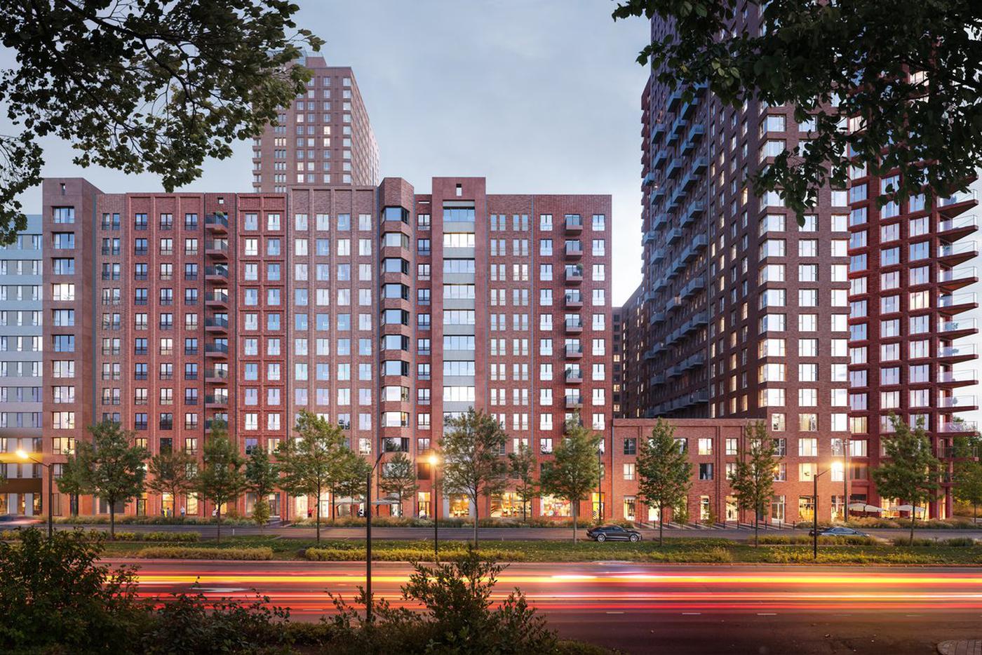 Выразительность и функциональность присутствуют в каждом элементе: балконах, панорамных окнах и цветовых решениях.