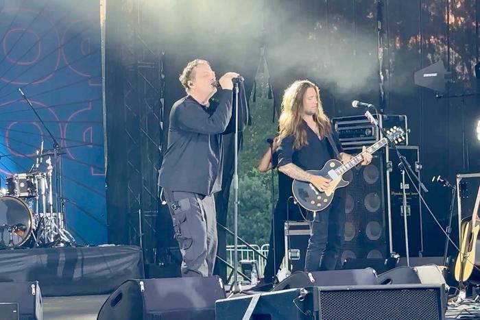 "Что с воздухом в Красноярске?" После Глюк'оZы зрители обсуждают выступление Глеба Самойлова