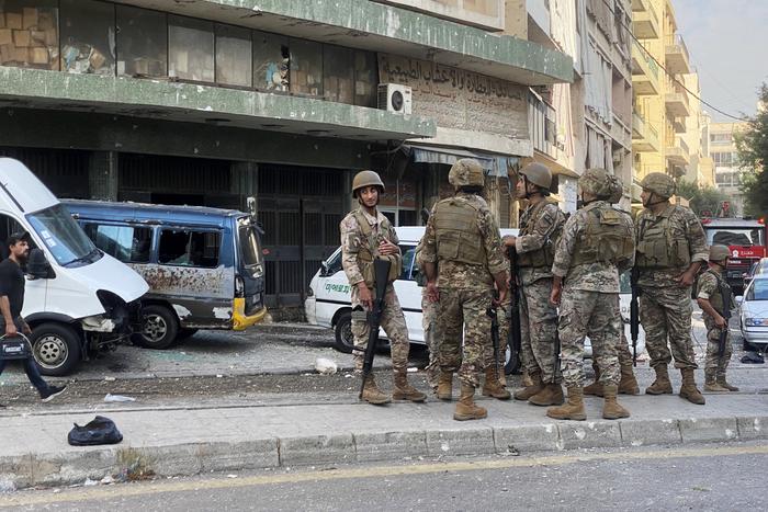 "Хезболла" подтвердила, что её командир был в здании, куда ударил Израиль