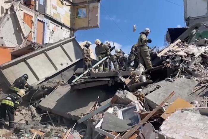 Число пострадавших при обрушении подъездов в Нижнем Тагиле достигло шести