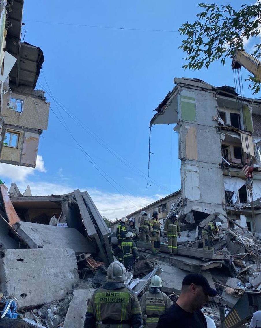 Из-под завалов обрушившегося дома в Нижнем Тагиле спасли 11 человек