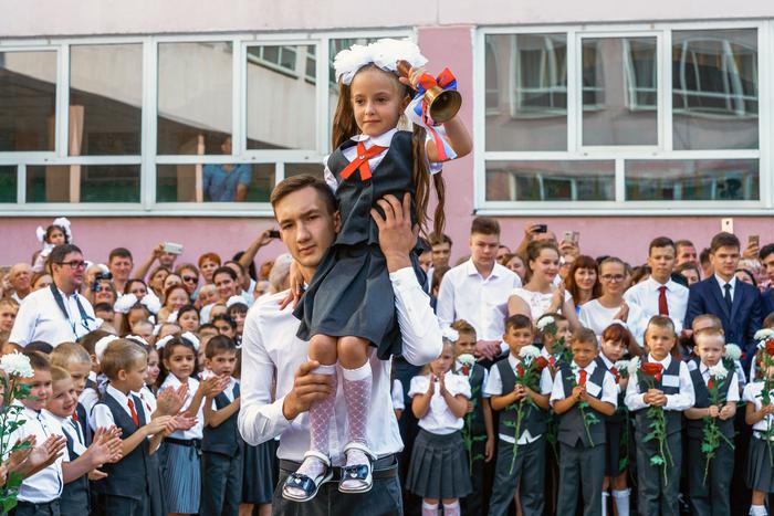 Психологи рассказали, как помочь первоклашке чувствовать себя увереннее в школе