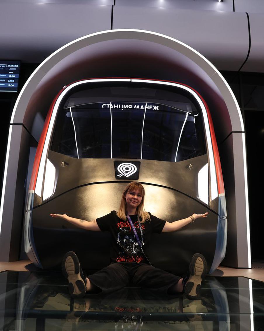 Посетителей Манежа приглашают отправиться из прошлого в будущее