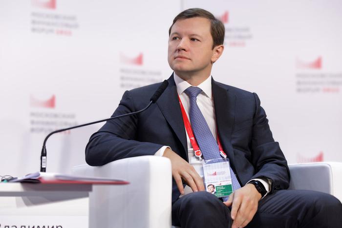 Владимир Ефимов рассказал, как преобразуют земельные участки на улице Вавилова