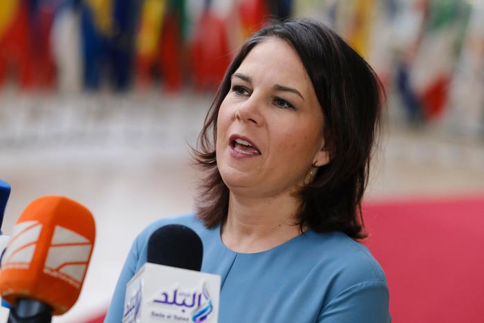 Немецкие власти назвали размещение в Германии ракет США мерами против якобы существующей российской угрозы