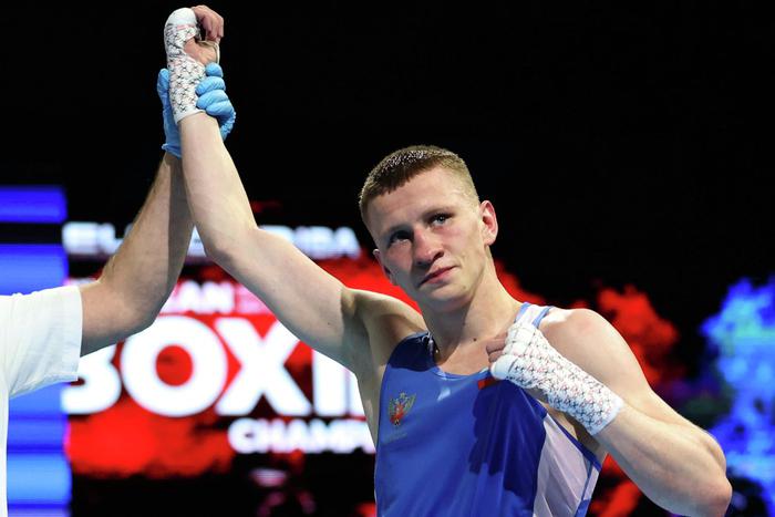 Участников драки в Крыму обвинили в покушении на чемпиона мира по боксу