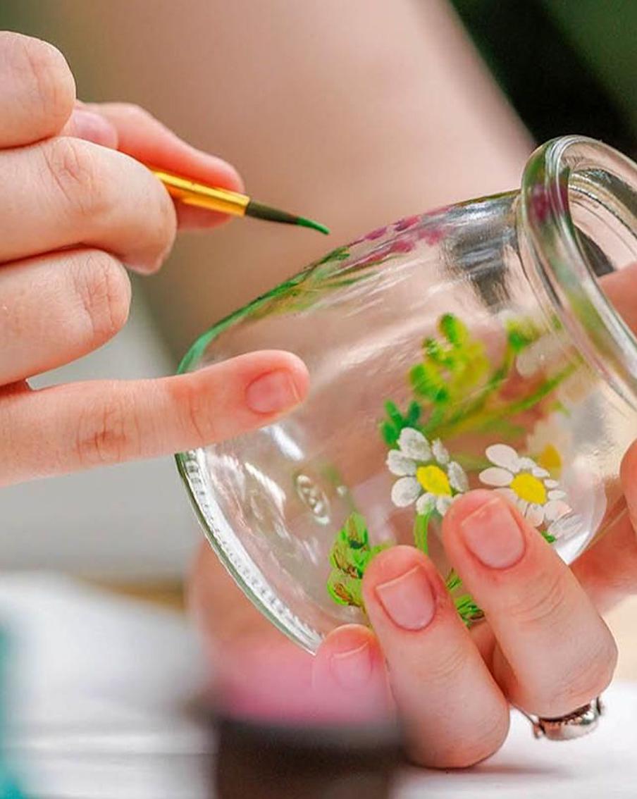 Сувениры и мастер-классы: что предлагают столичные НКО на городских фестивалях