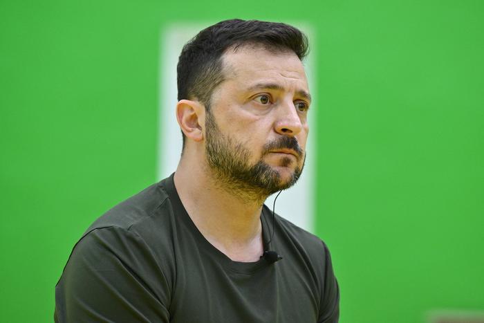 Зеленский заявил о подготовке базы для окончания конфликта в этом году