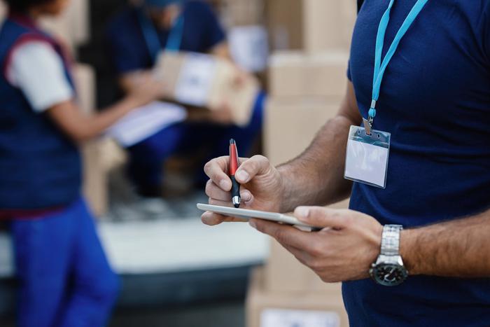 Чем московские предприниматели помогают участникам СВО и их близким