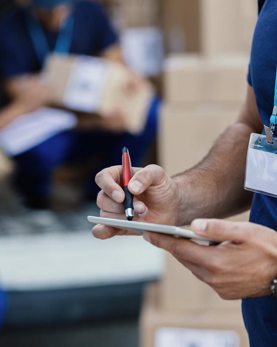 Чем московские предприниматели помогают участникам СВО и их близким