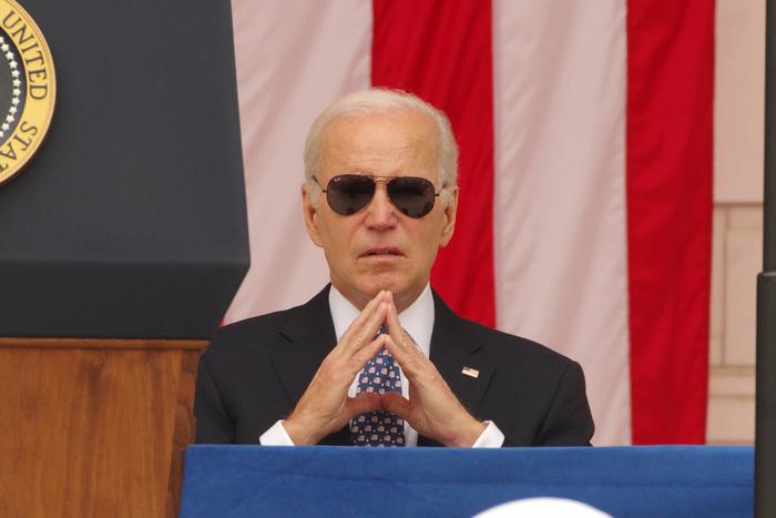 Байден разочарован принятием закона об иноагентах в Грузии